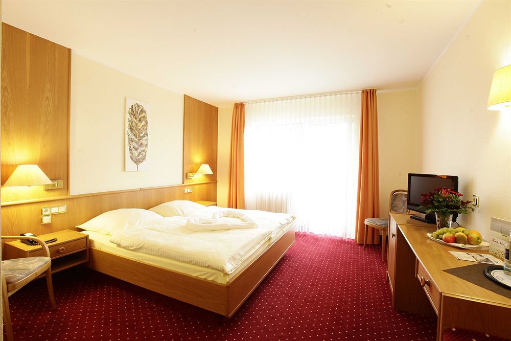 Hotel & Restaurant Wilhelm Von Nassau Diez Exteriör bild